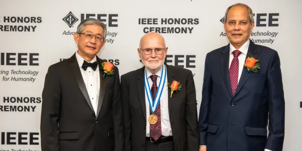 Prof. Wolff receives JAMES CLERK MAXWELL MEDAL